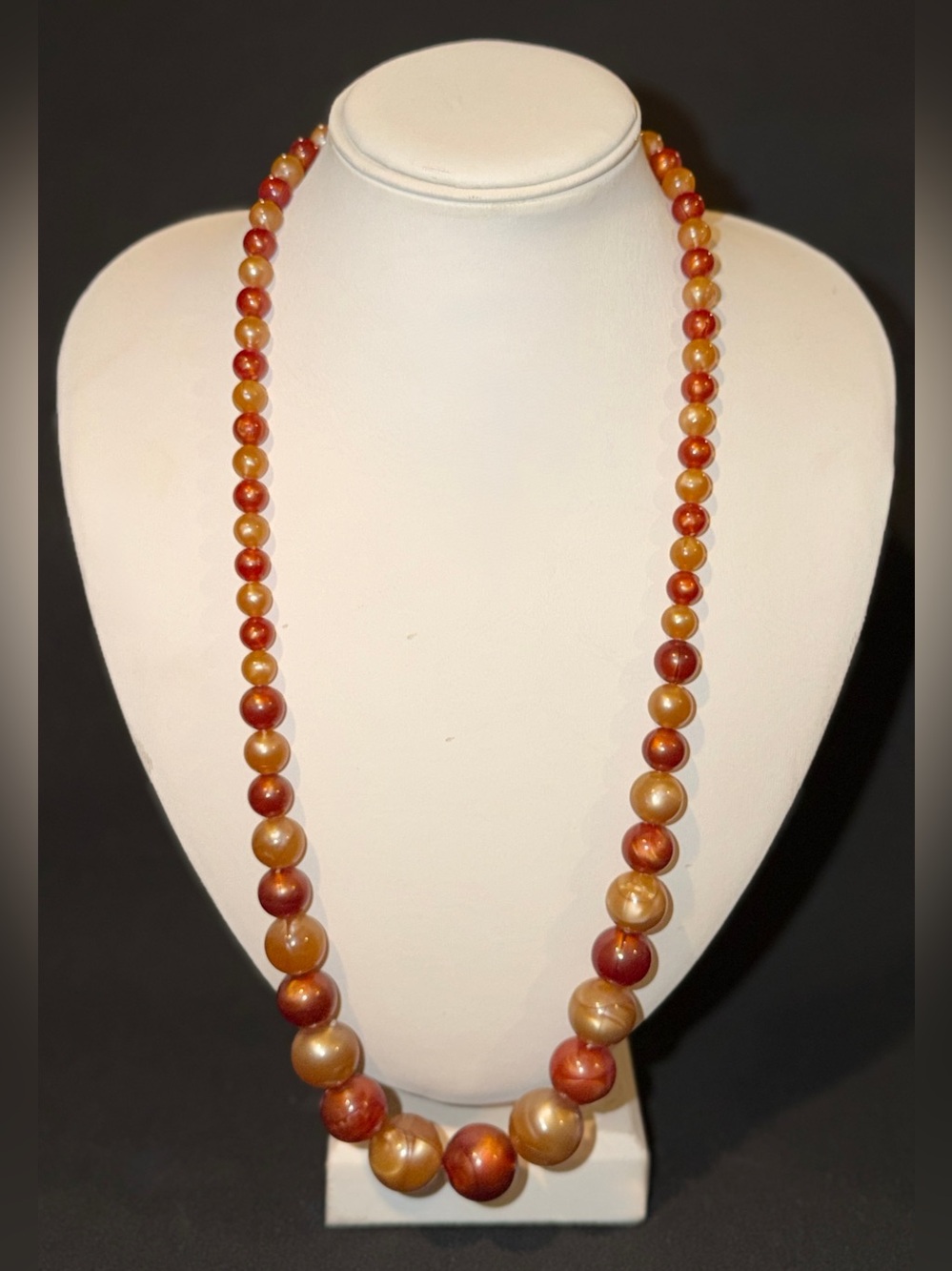 Vintage Coro Graduated Amber Swirl Beaded Necklace 27.5”